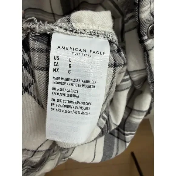 Lot of 3 Women’s American Eagle Flannel Button Up Shirts L Large - Picture 10 of 11